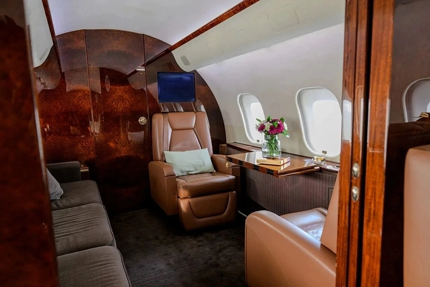 Bombardier Global 5000 T7-LAVI