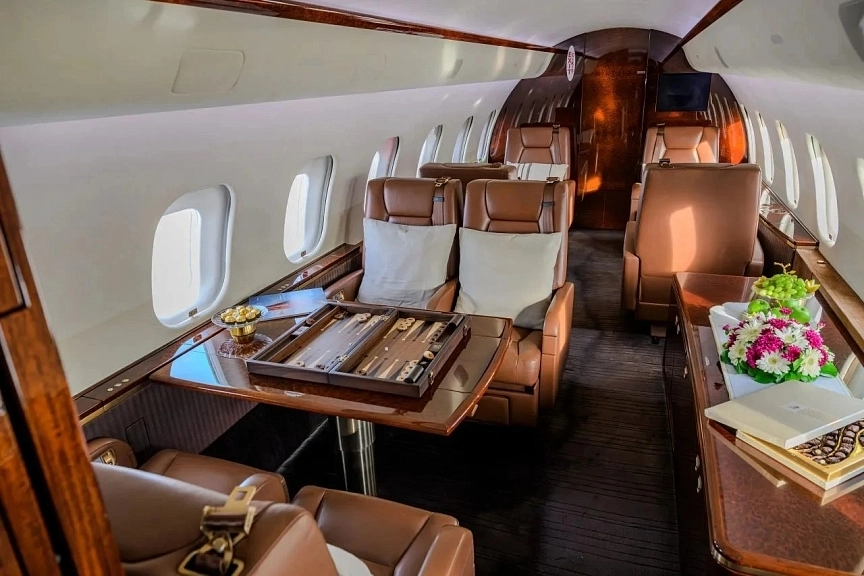 Bombardier Global 5000 T7-LAVI