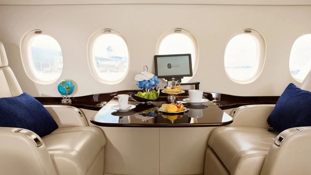 Dassault Falcon 2000 VN-A238