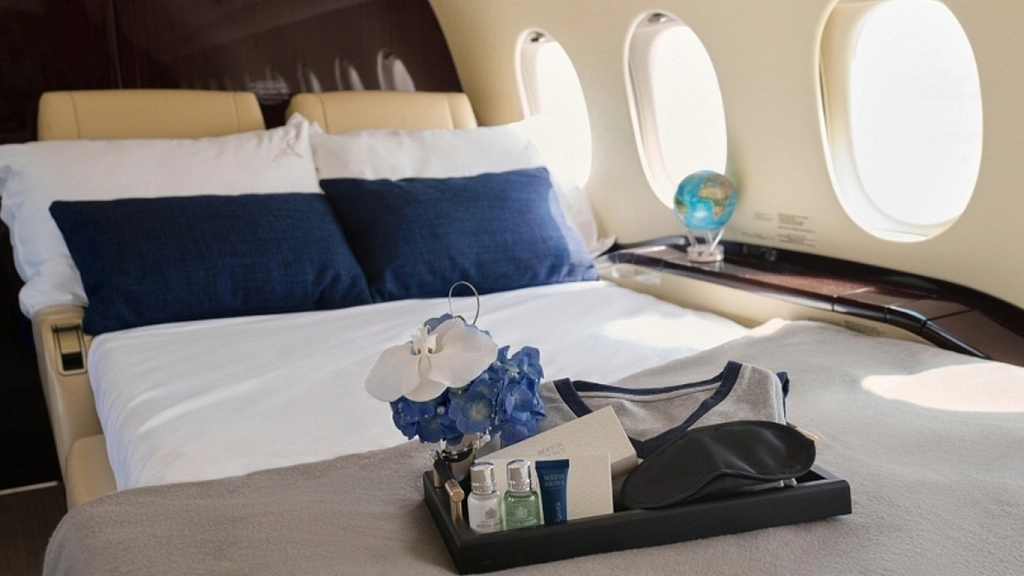 Dassault Falcon 2000 VN-A238