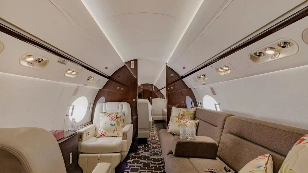 Gulfstream G-550 B-3196