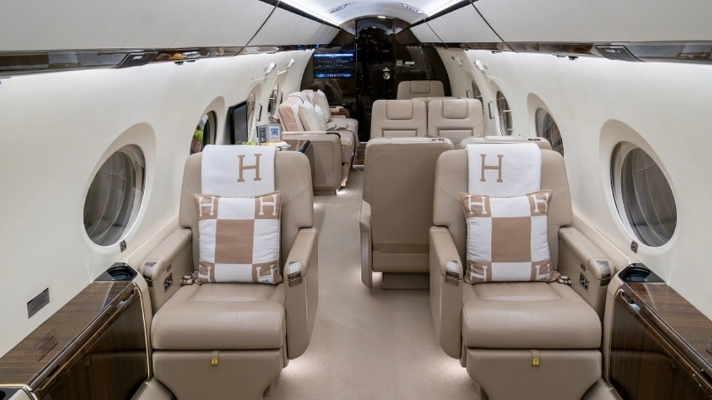 Gulfstream G-450 T7-MID