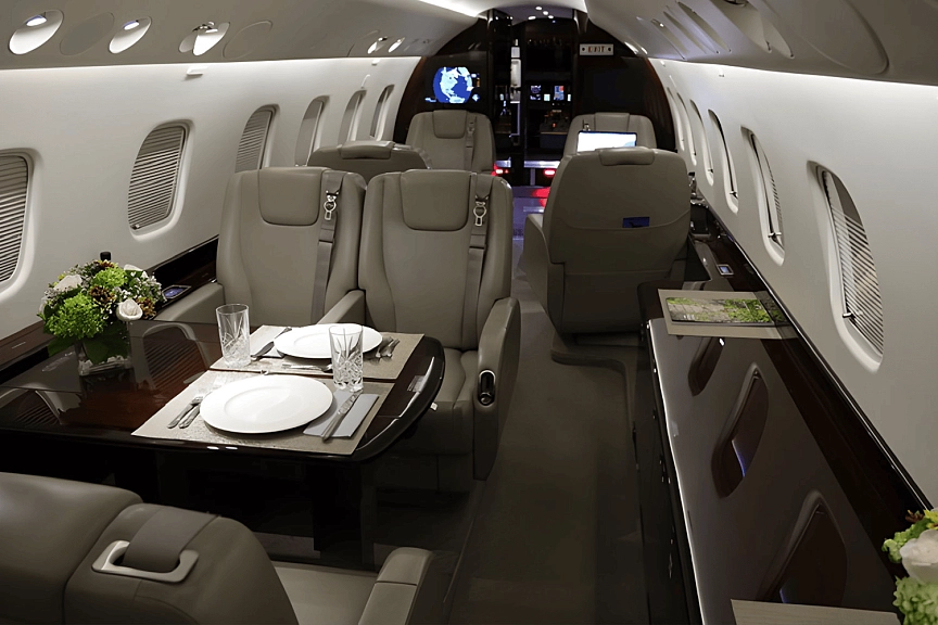 Embraer Legacy 650 N333BH