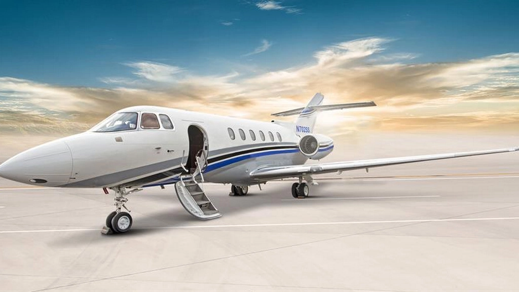 Hawker 900XP N702SS