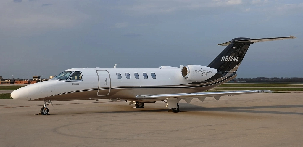 Cessna Citation CJ4 Gen 2 N812NE