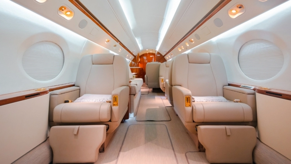 Gulfstream G-400 LV-SYG