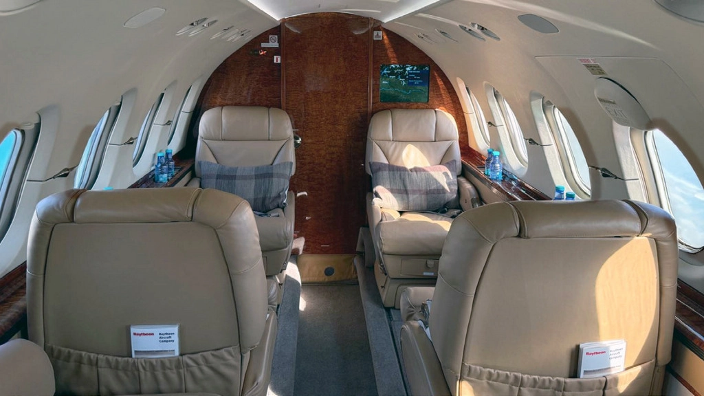 Hawker 800XP T7-MAX