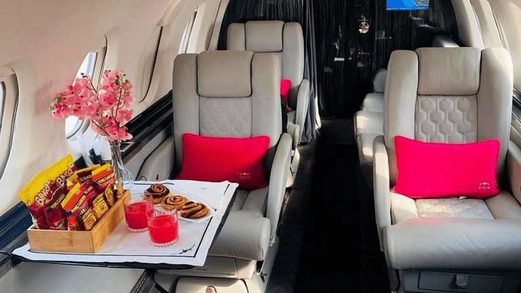 Hawker 800XP VT-LIB