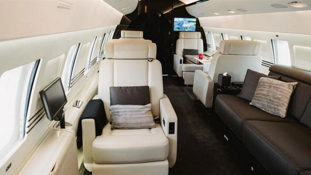 Bombardier Global Express XRS 9H-III