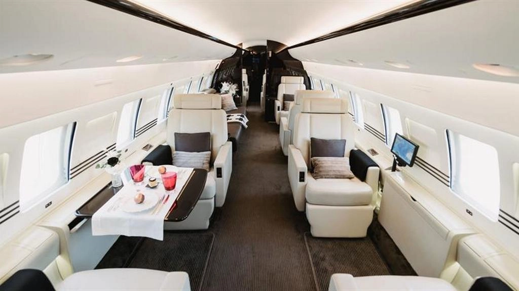 Bombardier Global Express XRS 9H-III