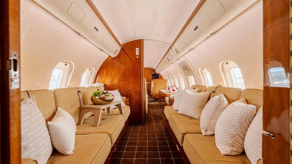 Bombardier Global 5000 RA-67700