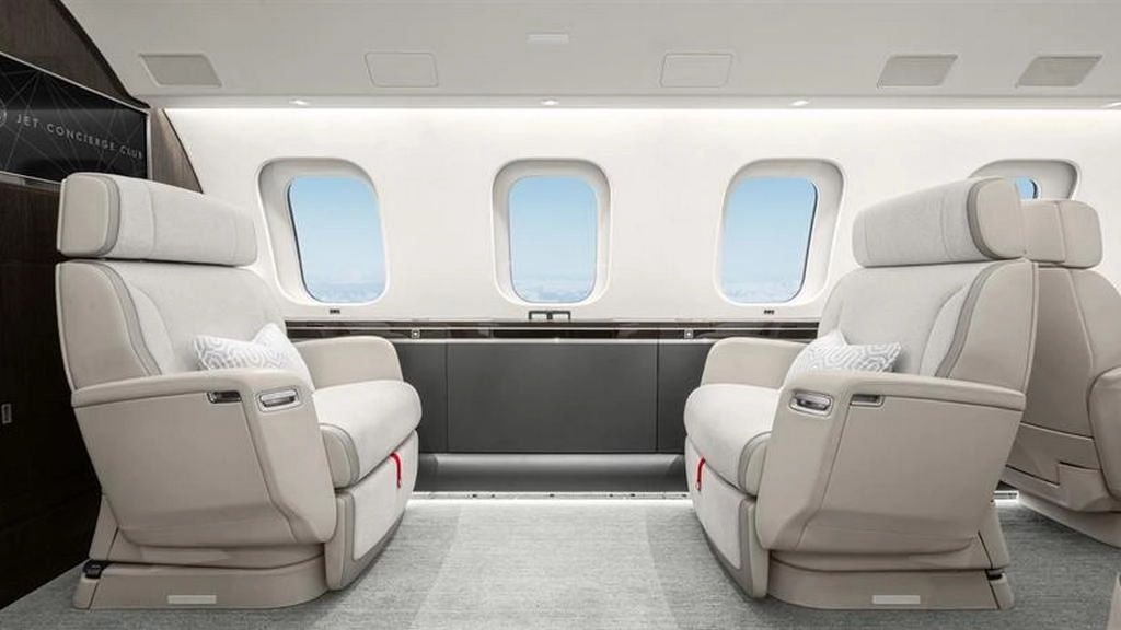 Bombardier Global 7500 G-HNEY