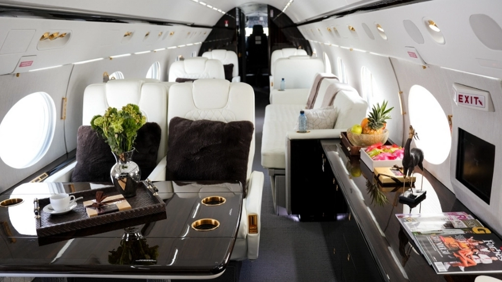 Gulfstream G-V T7-VVV