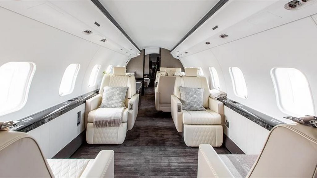Bombardier Global Express XRS YL-VCR