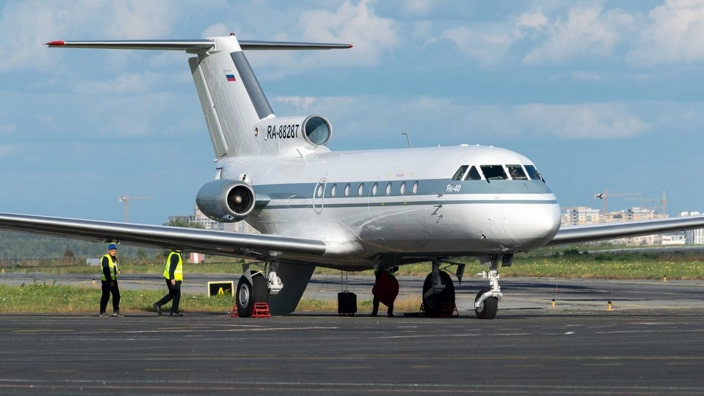 Yak-40 VIP RA-88287