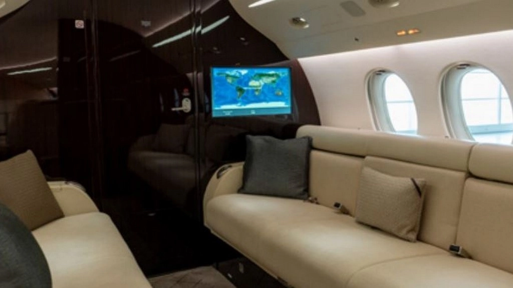 Dassault Falcon 7X 9H-BELL