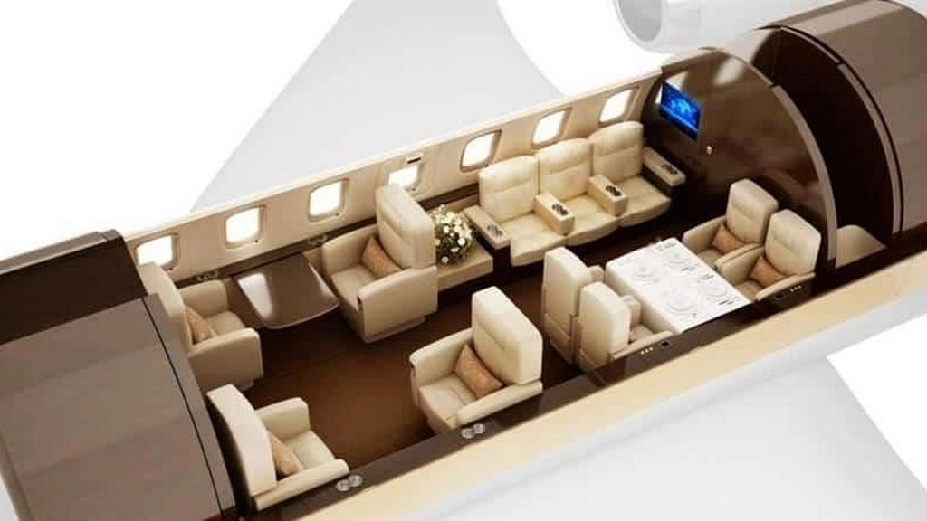 Bombardier Challenger 605 ES-BTC