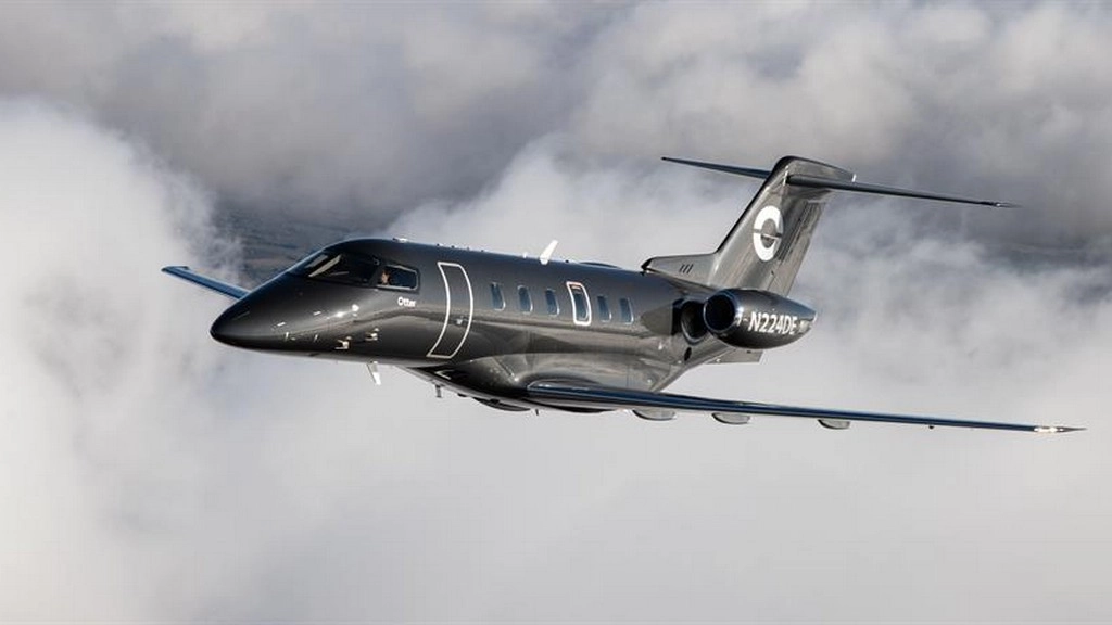 Pilatus PC-24 N225DE