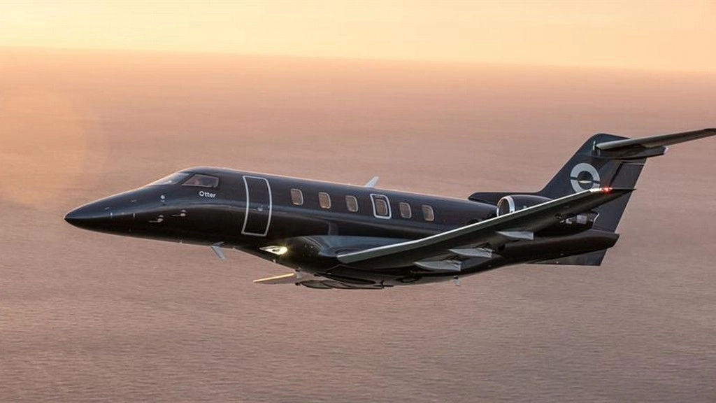 Pilatus PC-24 N225DE