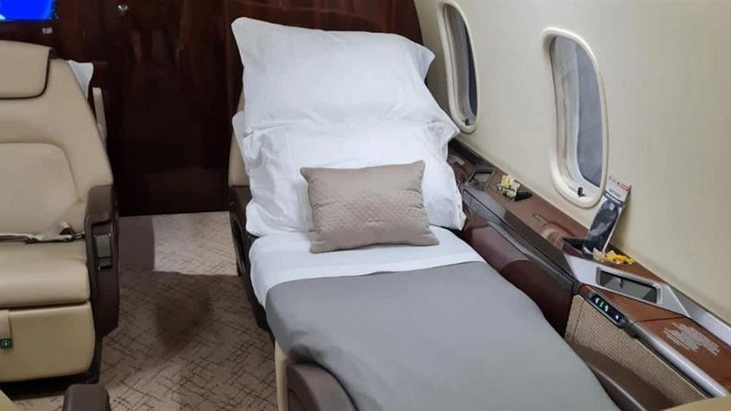 Bombardier Challenger 350 LV-HAT