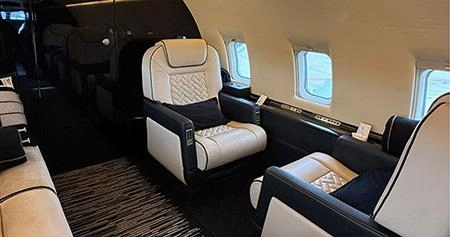 Bombardier Challenger 604 YL-TIM