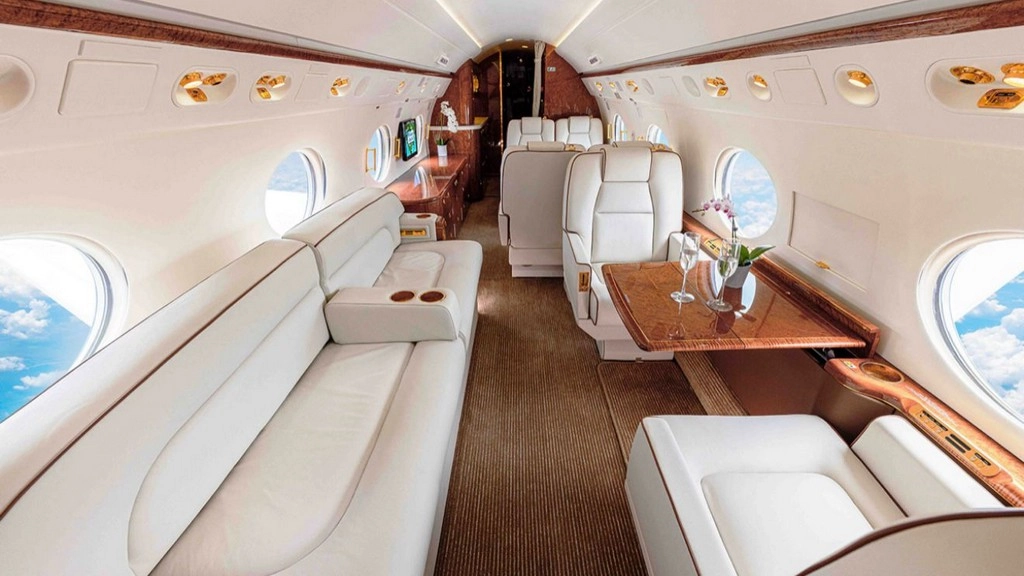 Gulfstream G-550 TC-JUN