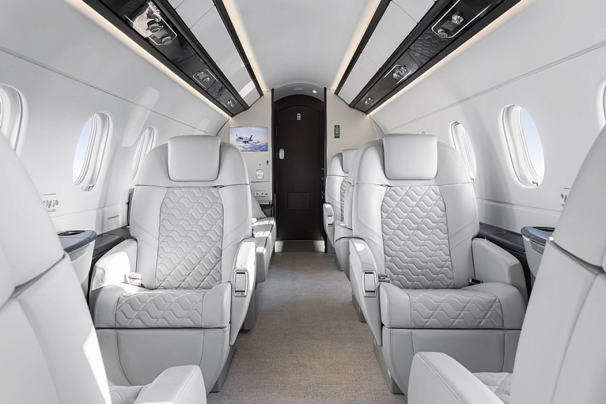 Embraer Praetor 600 G-LZRI