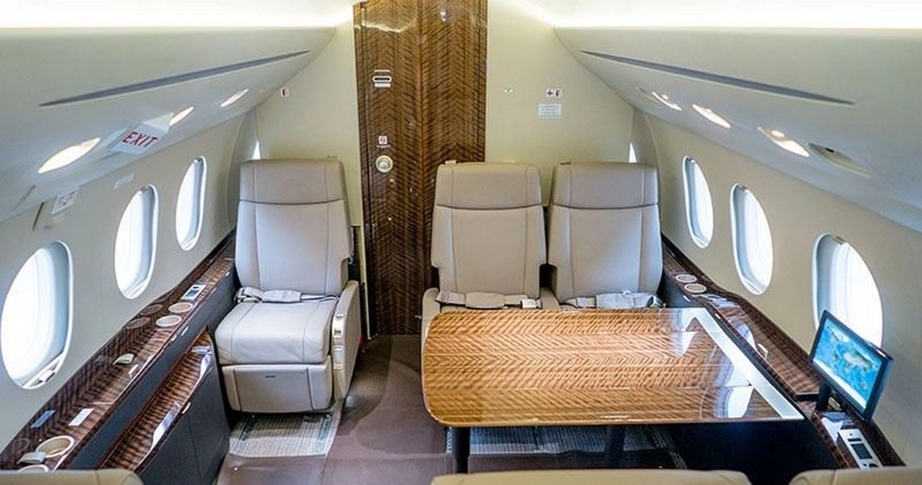 Dassault Falcon 2000EX HK-5068