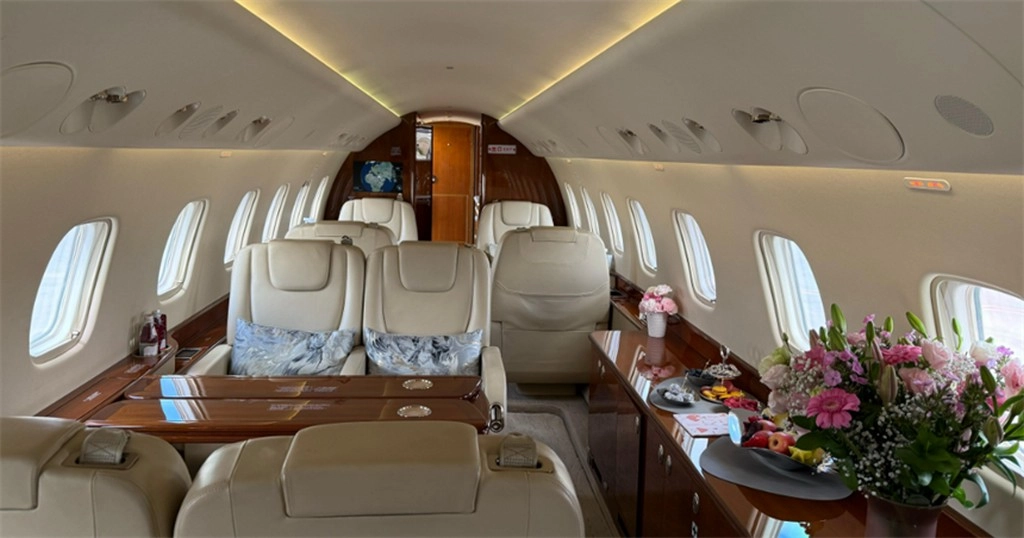 Embraer Legacy 650 T7-888