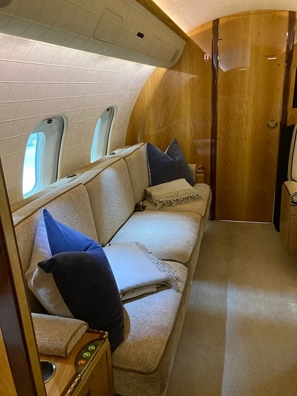 Bombardier Global 5000 9H-ASB