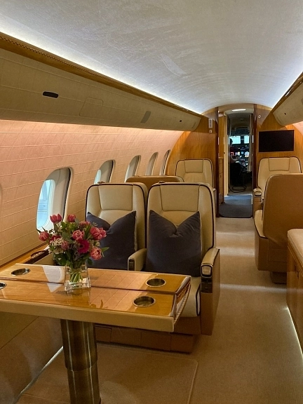 Bombardier Global 5000 9H-ASB