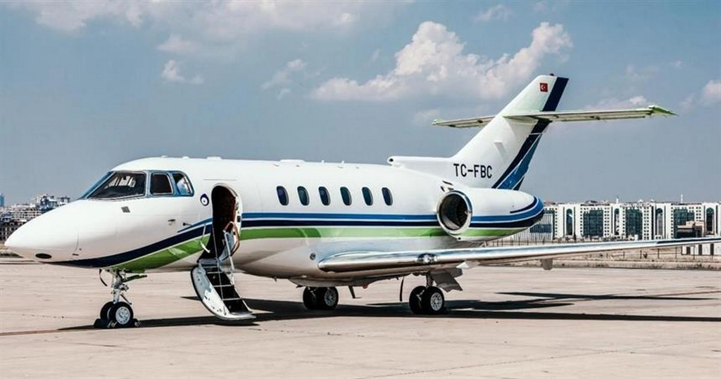Hawker 750 TC-FBC