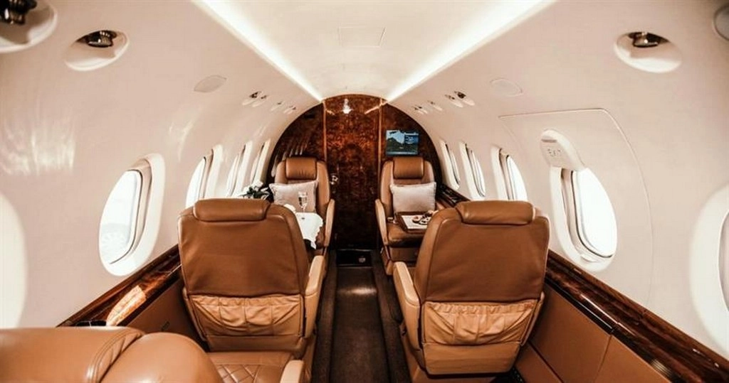 Hawker 750 TC-FBC