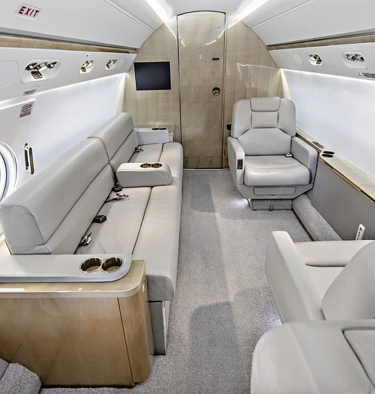 Gulfstream G-450 N241CH