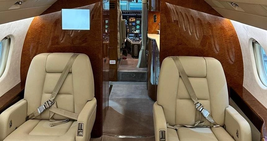 Dassault Falcon 2000 TC-CMD