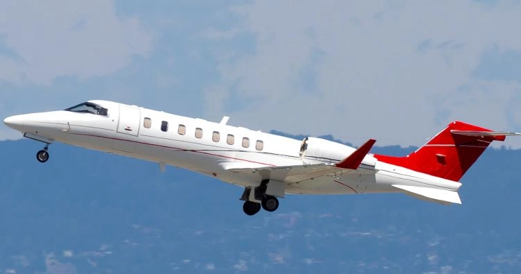 Bombardier Learjet 45 PS-PVS