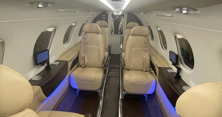 Embraer Phenom 300 PR-BLS