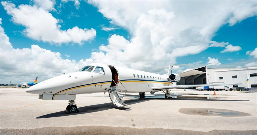 Embraer Legacy 600 N157MG