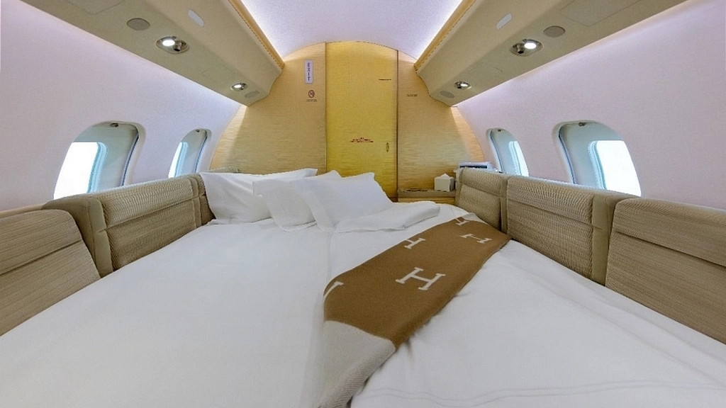 Bombardier Global Express XRS RA-73584