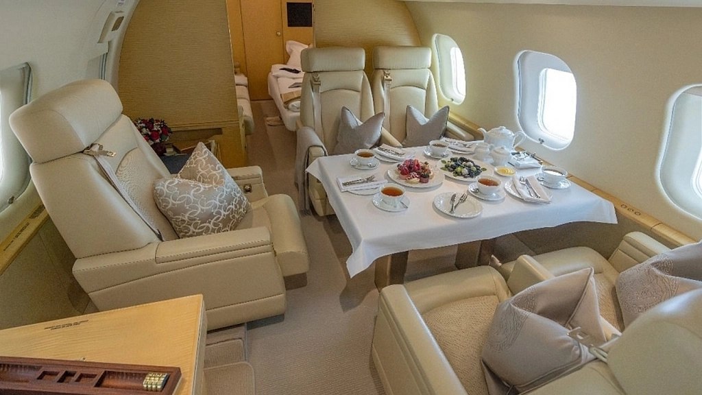 Bombardier Global Express XRS RA-73584