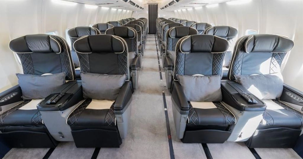 Boeing 737-500 VIP 9H-YES