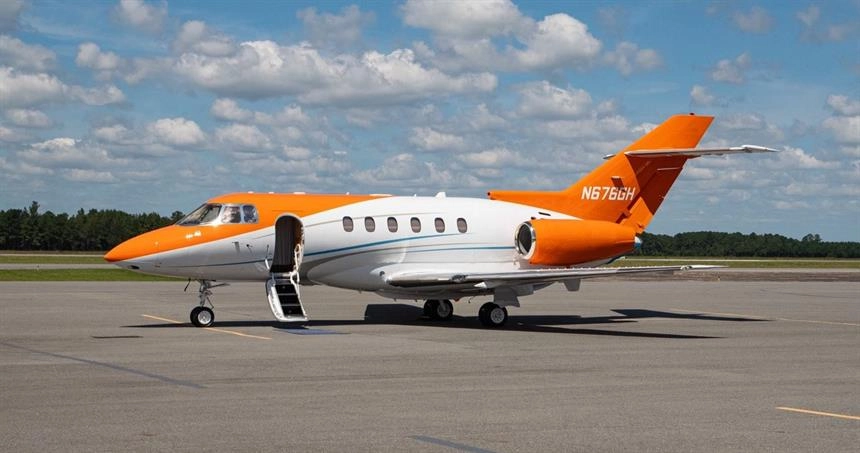Hawker 800XP N676GH