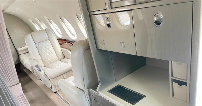 Hawker 750 N750FA