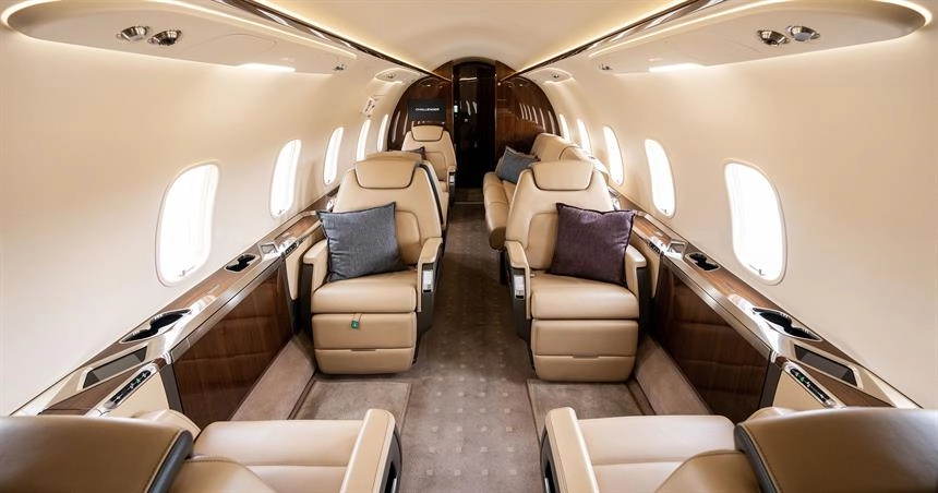 Bombardier Challenger 350 T7-DNK