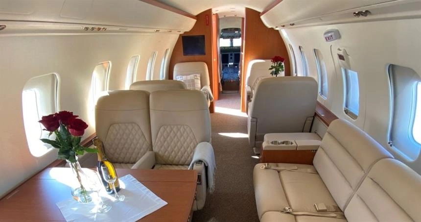 Bombardier Challenger 605 SP-AMC