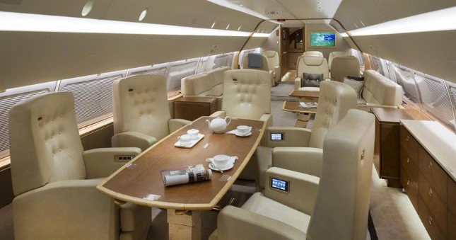 Boeing BBJ T7-MAK