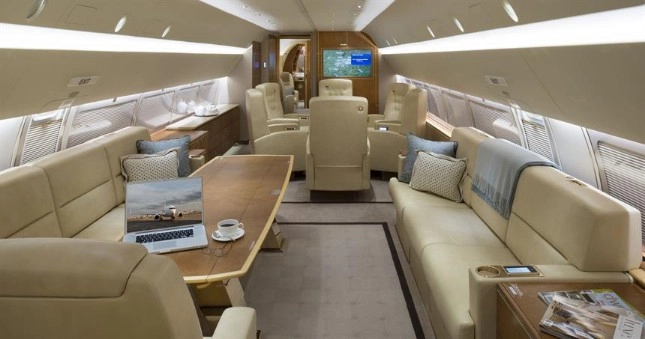 Boeing BBJ T7-MAK