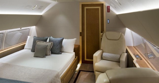 Boeing BBJ T7-MAK