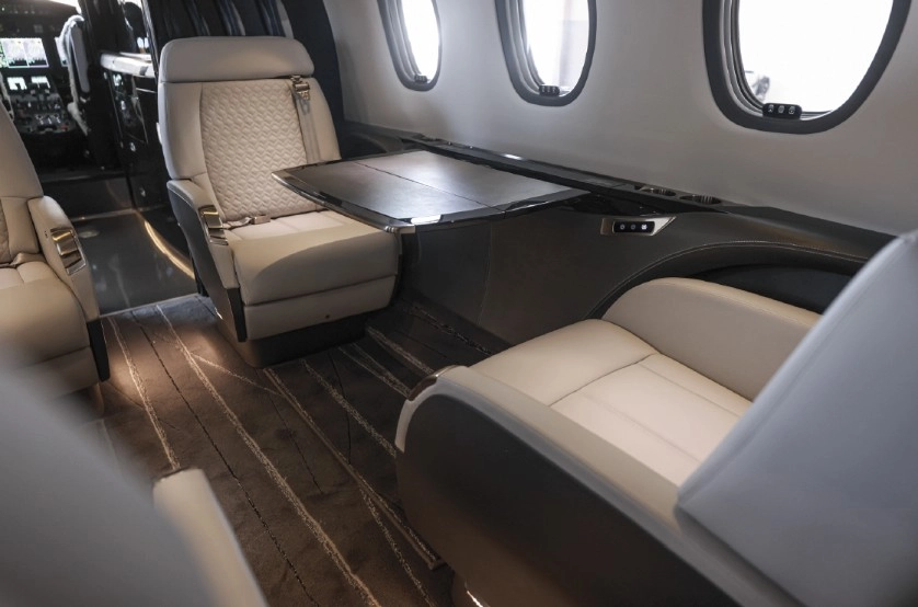 Cessna Citation Longitude N725VM