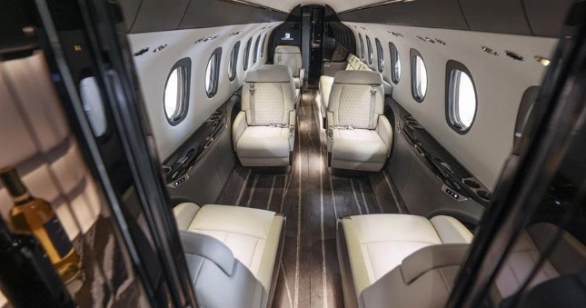 Cessna Citation Longitude N725VM